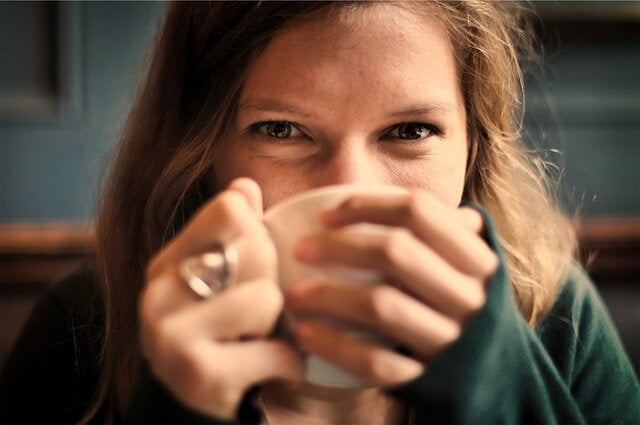 La Meilleure Solution Naturelle pour les Règles Douloureuses : le Guide 2026 - Tranquille les Filles