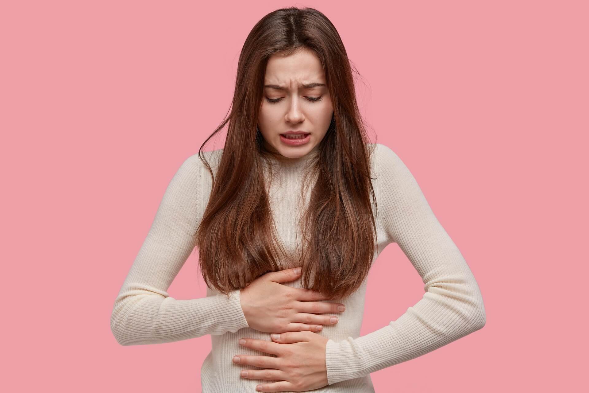 Pourquoi a-t-on mal pendant les règles ? La solution ! - Tranquille les Filles