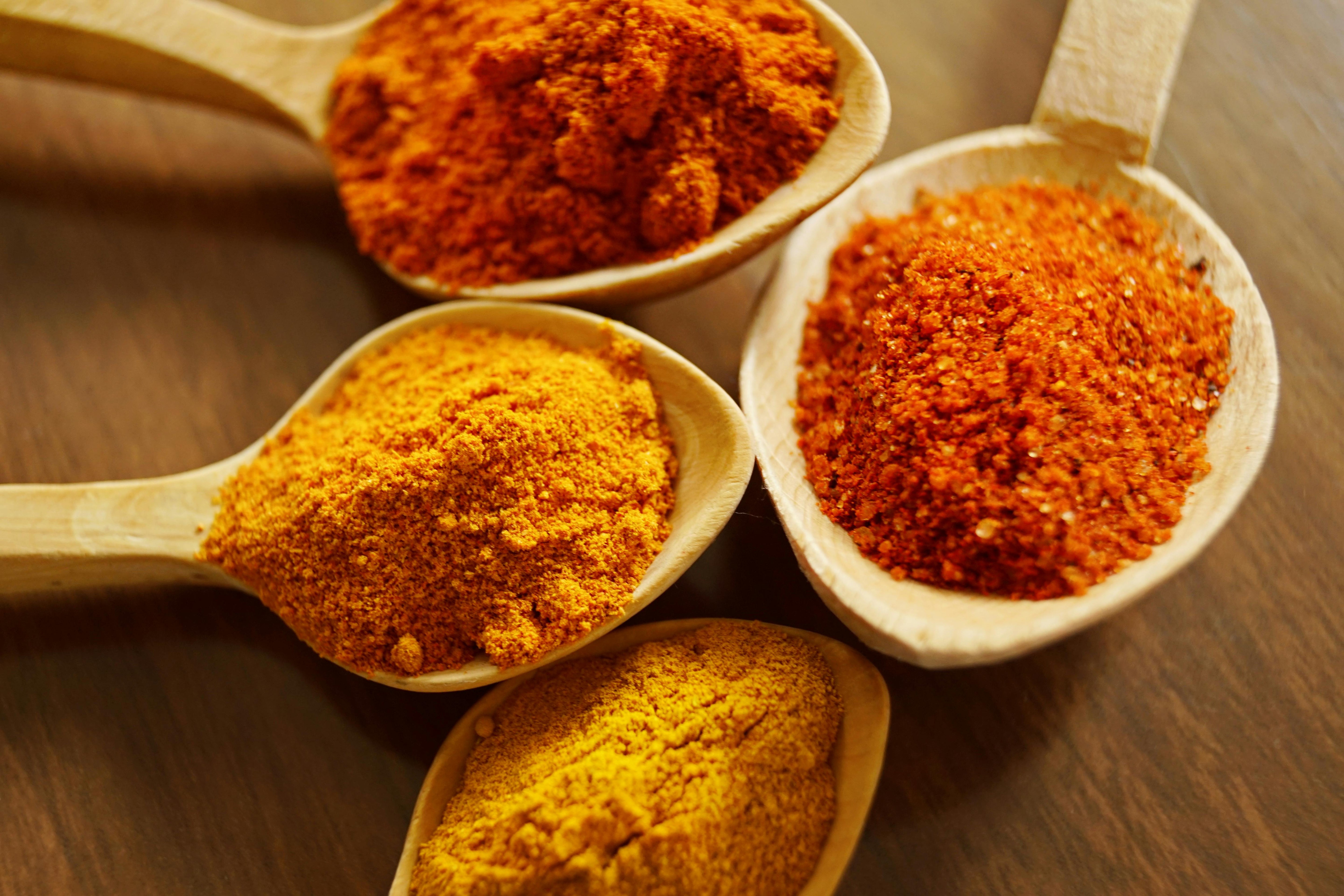 Le lien entre le curcuma et les douleurs menstruelles - Tranquille les Filles